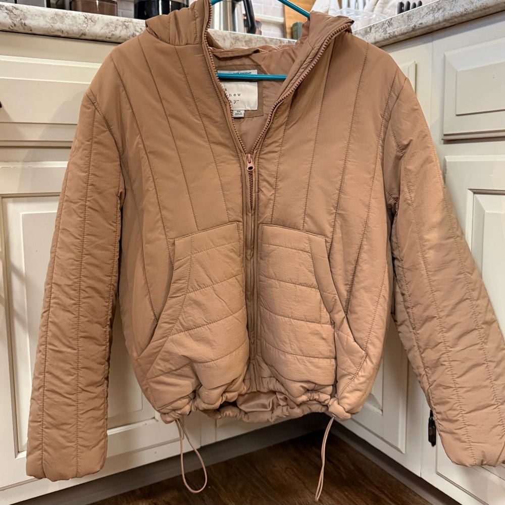 *a new day* Puffer Jacket w/ Hood Like New Medium - Picture 5 of 5